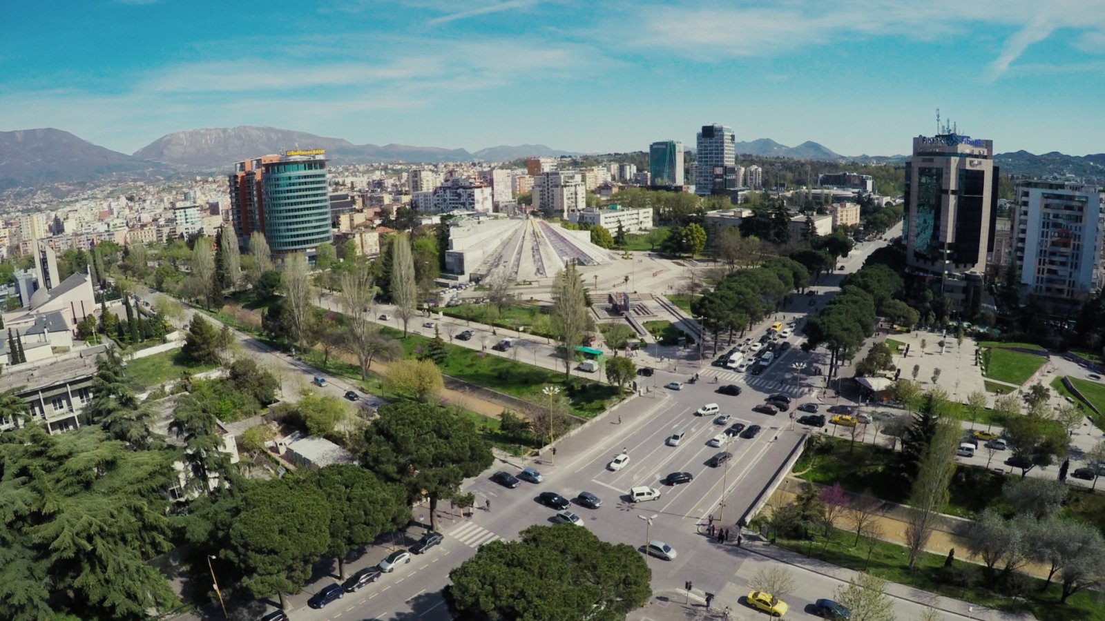 Столица албании. Тирана Албания. Тирана столица. City Tirana. Tirana City Park» – г. тирана.